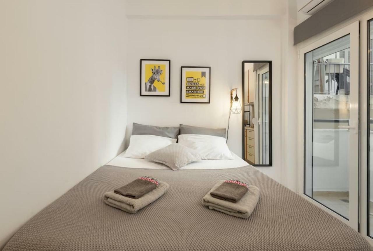 Central Studio! Fiber Wifi, Ac, Private, Self Check-In! Tesalonika Bagian luar foto