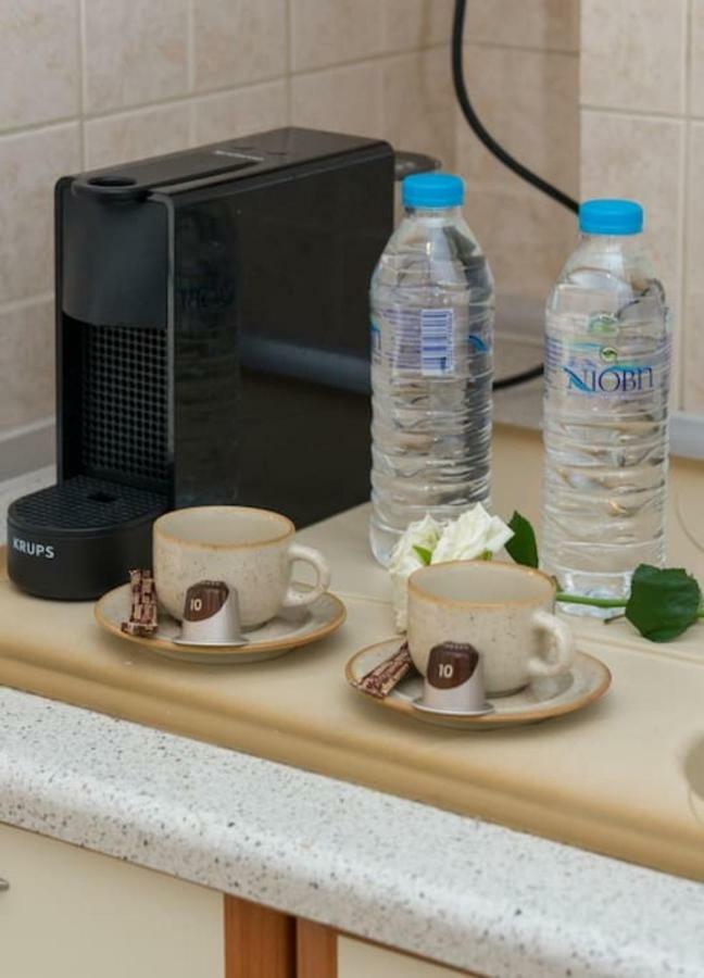 Central Studio! Fiber Wifi, Ac, Private, Self Check-In! Tesalonika Bagian luar foto