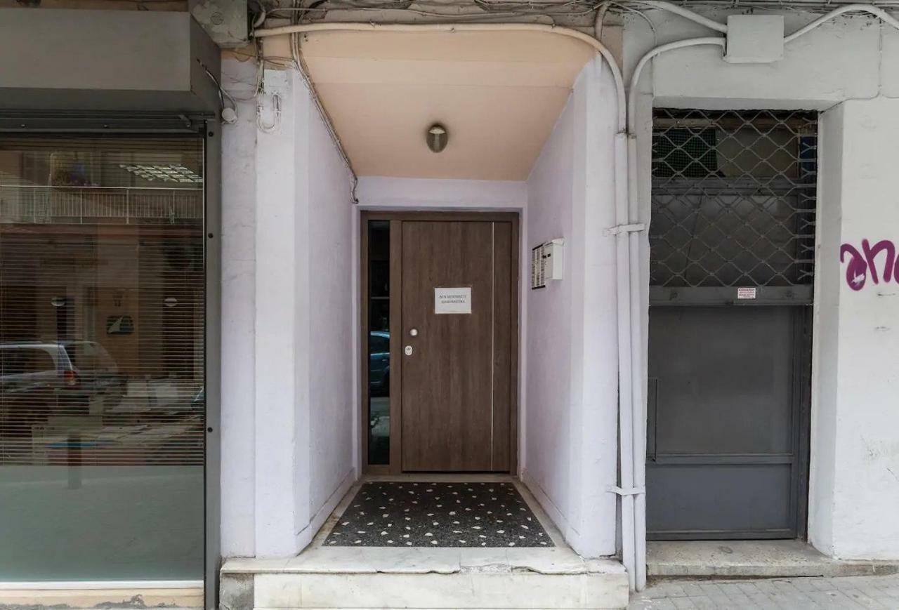 Central Studio! Fiber Wifi, Ac, Private, Self Check-In! Tesalonika Bagian luar foto